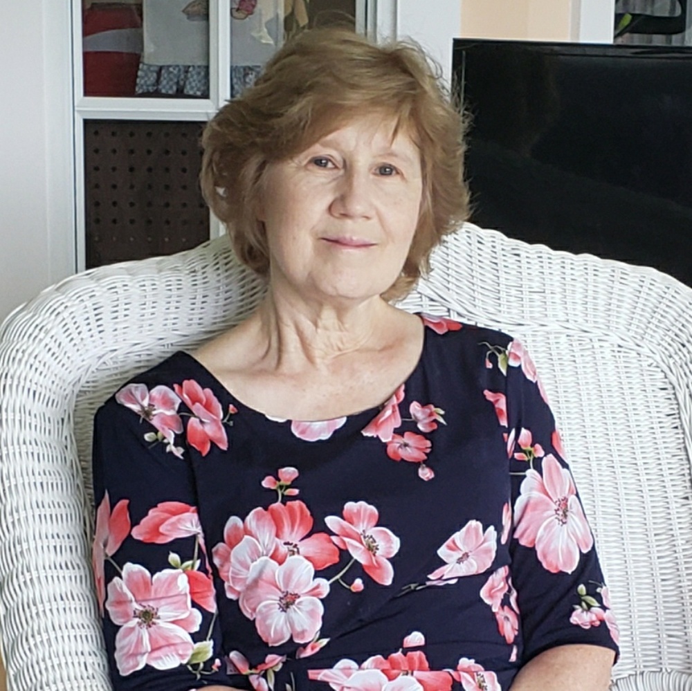 Meet your Posher, Beverly